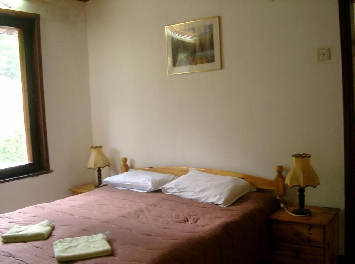 Holiday Home Tanevi Tryavna Esterno foto