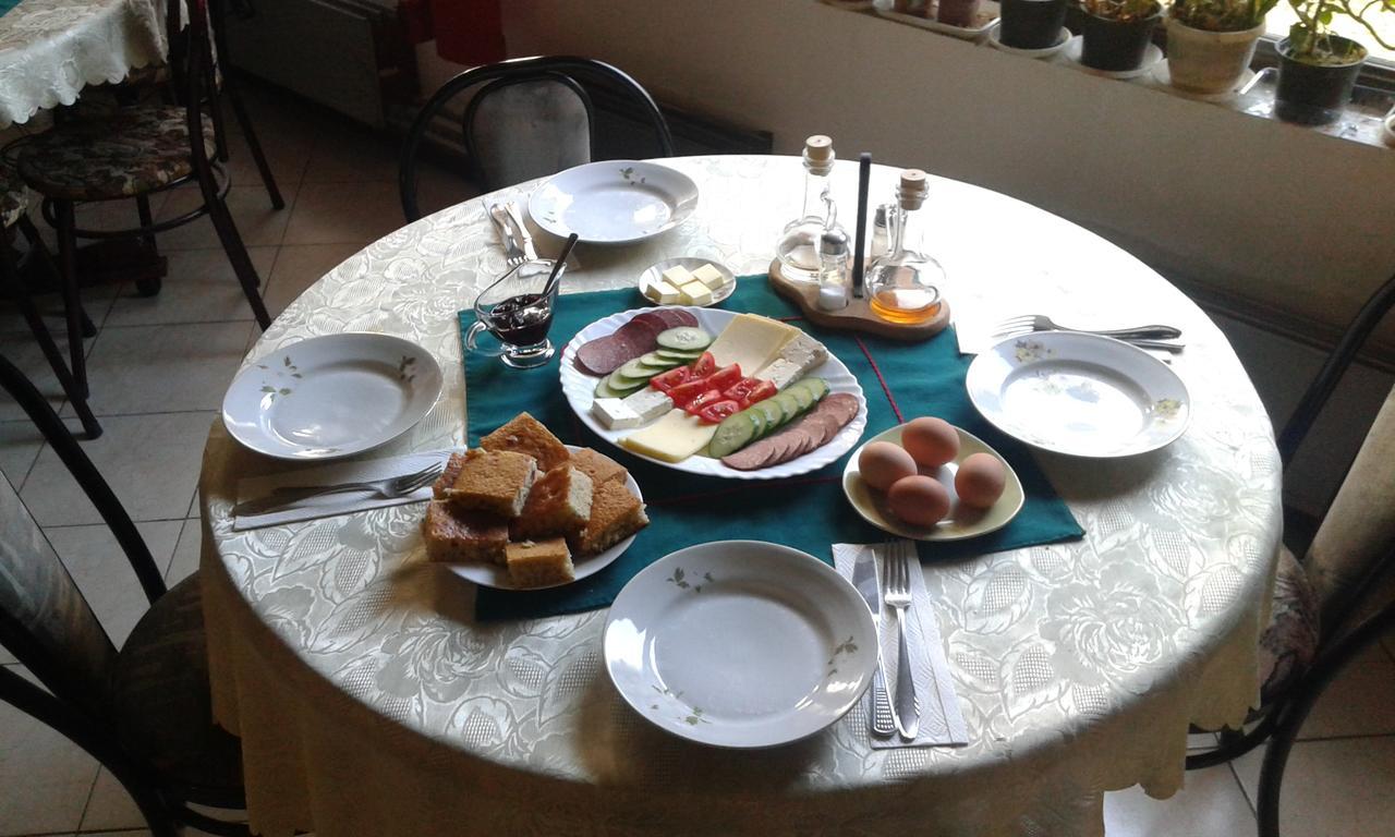 Holiday Home Tanevi Tryavna Esterno foto